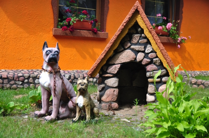 Zbudował swoją Wieżę Eiffla i Statuę Wolności! - ZDJĘCIA