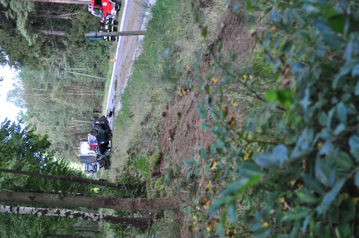 Tuchola - Śliwice: Potworny wypadek na napoleonce ZDJĘCIA