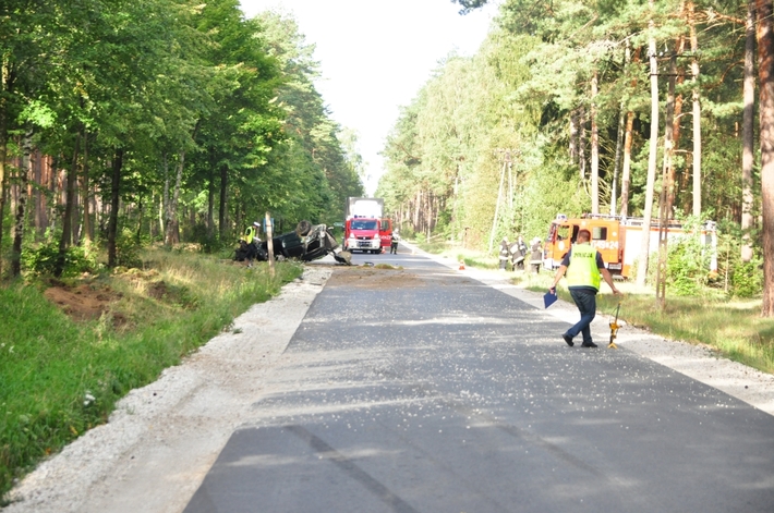 Tuchola - Śliwice: Potworny wypadek na napoleonce ZDJĘCIA