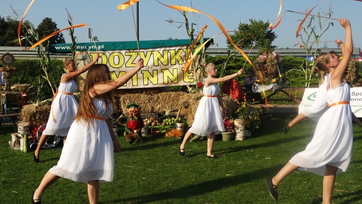 Dożynki w Cekcynie świętowano na plaży - GALERIA ZDJĘĆ