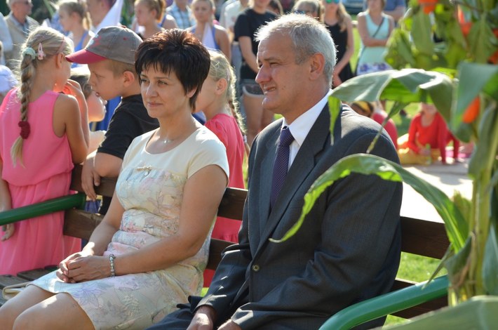 Wielka Klonia: Wójt i starostowie częstowali chlebem - ZDJĘCIA