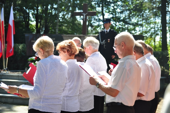 Gmina Lubiewo: Apel Poległych w Klonowie - ZDJĘCIA