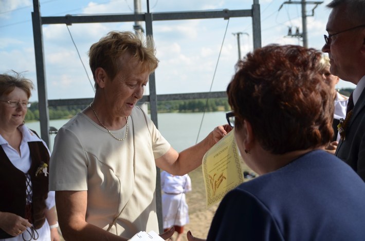 Gmina Tuchola: Dożynkowe wieńce - ZDJĘCIA