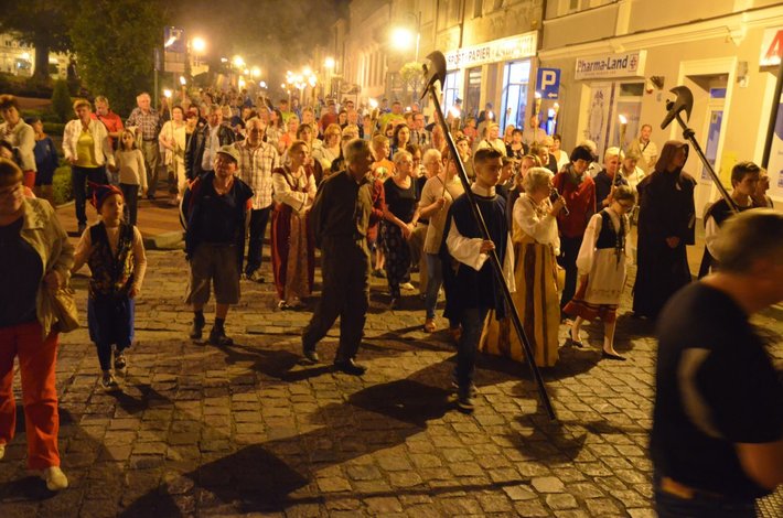 Tuchola: Tajemniczy spacer po Tucholi - ZDJĘCIA