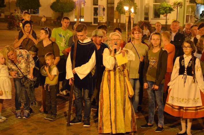 Tuchola: Tajemniczy spacer po Tucholi - ZDJĘCIA