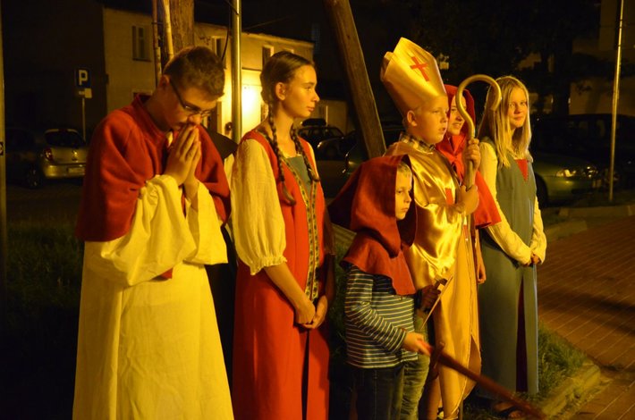 Tuchola: Tajemniczy spacer po Tucholi - ZDJĘCIA