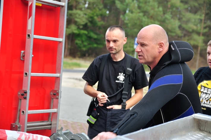 Piła: Sprzątanie jeziora Środkowego - FILM I ZDJĘCIA