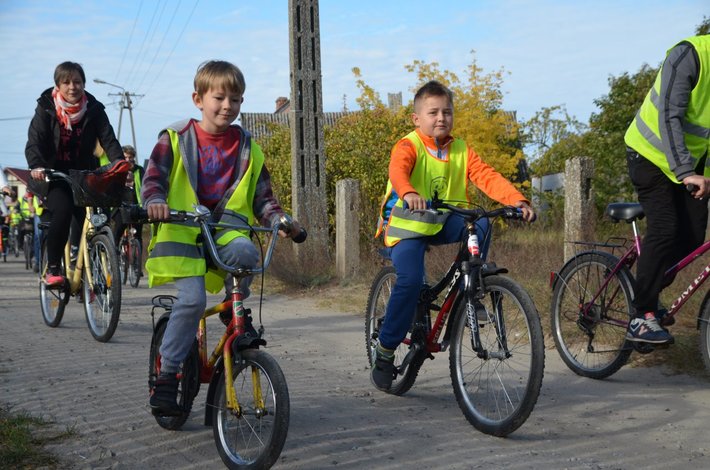 Legbąd: Rajd rowerowy - ZDJĘCIA