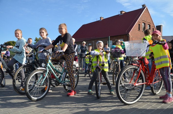 Legbąd: Rajd rowerowy - ZDJĘCIA