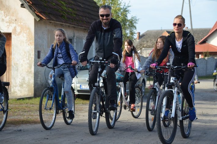 Legbąd: Rajd rowerowy - ZDJĘCIA