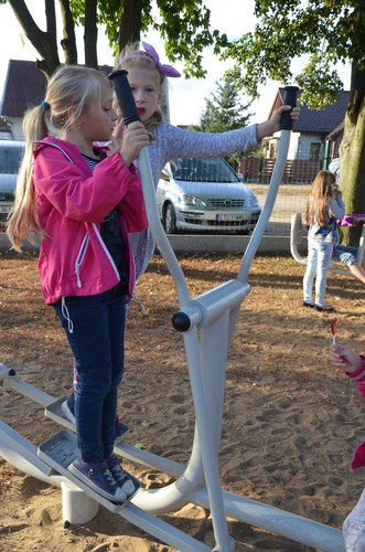 Tuchola: Powstał plac zabaw w Rudzkim Moście - ZDJĘCIA