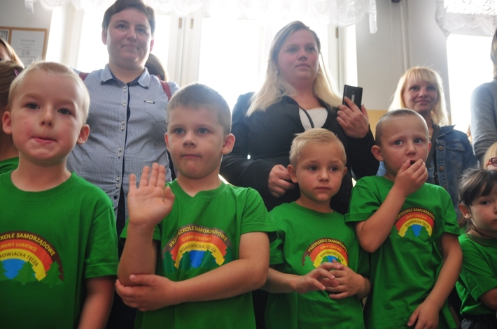 Gmina Lubiewo: Pasowanie przedszkolaka - GALERIA ZDJĘĆ