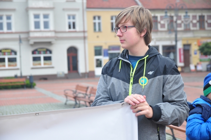 Tuchola: Pola Nadziei 2016. Sadziliśmy żonkile - ZDJĘCIA