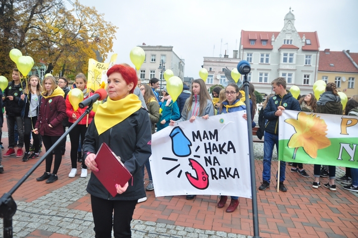 Tuchola: Pola Nadziei 2016. Sadziliśmy żonkile - ZDJĘCIA