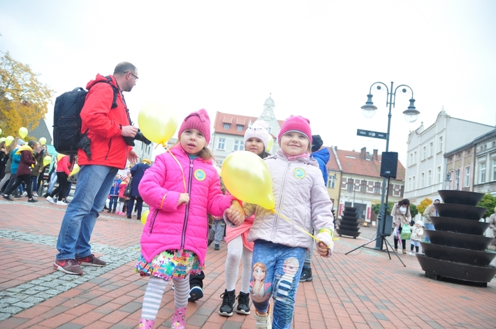 Tuchola: Pola Nadziei 2016. Sadziliśmy żonkile - ZDJĘCIA
