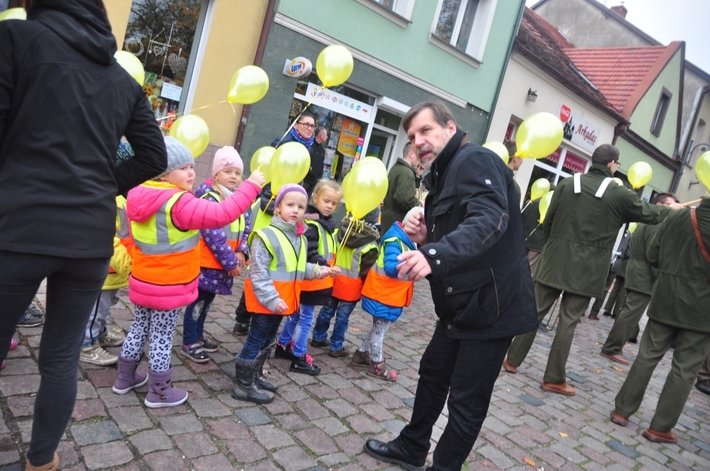 Tuchola: Pola Nadziei 2016. Sadziliśmy żonkile - ZDJĘCIA