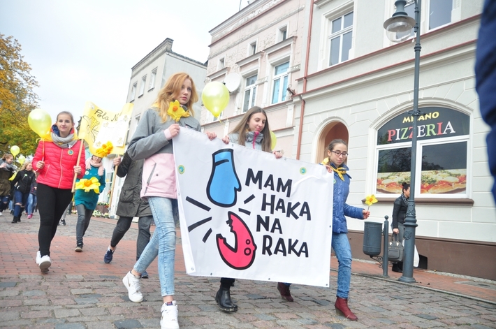 Tuchola: Pola Nadziei 2016. Sadziliśmy żonkile - ZDJĘCIA