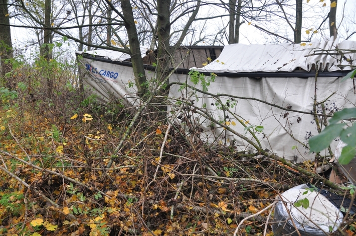 Tuchola-Chojnice: Wypadek tira za... Piastoszynem - ZDJĘCIA