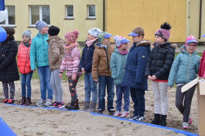 Kęsowo: Wstęga przecięta, podwórko Nivea otwarte - ZDJĘCIA