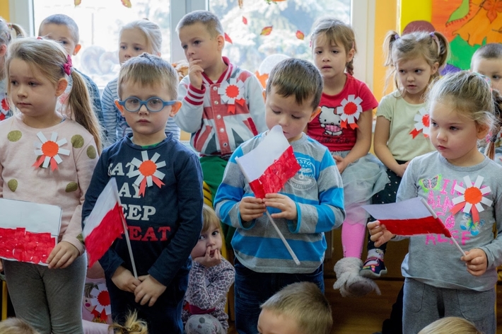 Tak przedszkolacy z Cekcyna uczcili Święto Niepodległości - GALERIA ZDJĘĆ