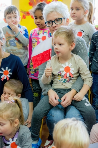 Tak przedszkolacy z Cekcyna uczcili Święto Niepodległości - GALERIA ZDJĘĆ
