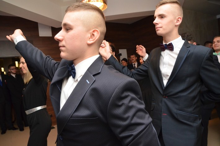 Studniówka Zespołu Szkół Licealnych i Agrotechnicznych w Tucholi - ZDJĘCIA cz.1