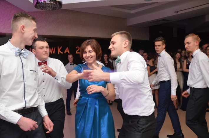 Studniówka ZSLiA w Tucholi... IMPREZA! - ZDJĘCIA cz.2