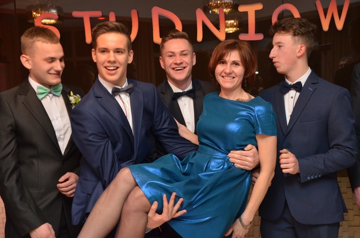 Studniówka ZSLiA w Tucholi... IMPREZA! - ZDJĘCIA cz.2