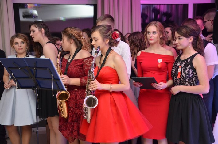 Studniówka ZSLiA w Tucholi... IMPREZA! - ZDJĘCIA cz.2