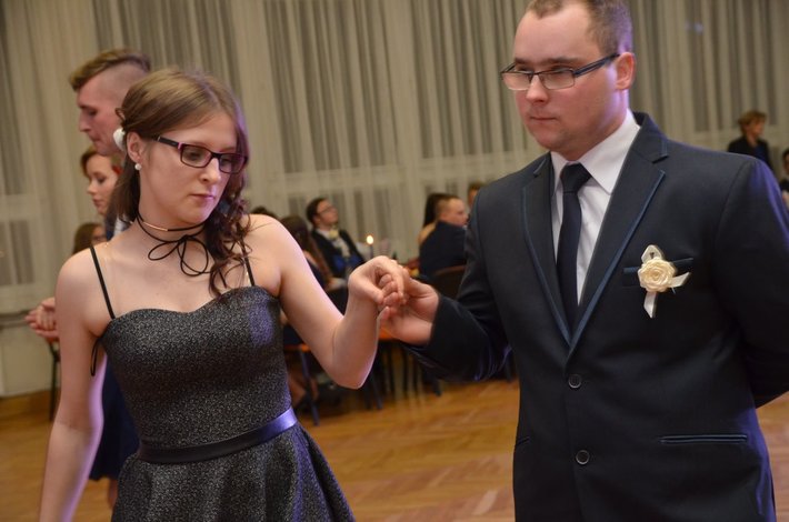 Studniówka uczniów ZSLiT oraz TSR - ZDJĘCIA cz.1
