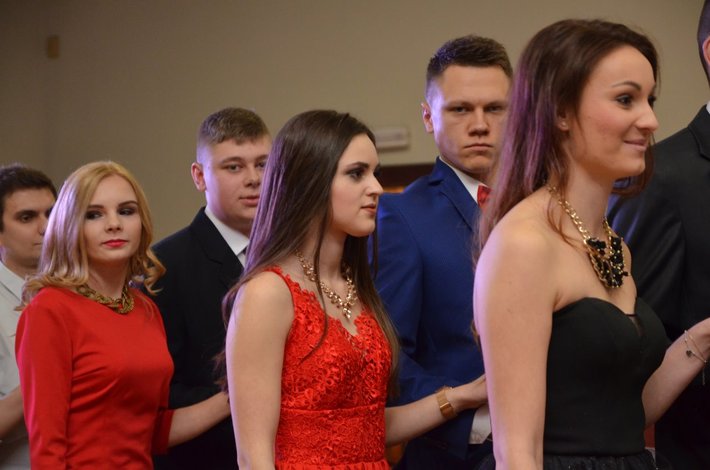 Studniówka uczniów ZSLiT oraz TSR - ZDJĘCIA cz.1