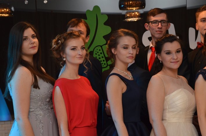 Tuchola: Studniówka - jak bawiło się Technikum Leśne? - ZDJĘCIA cz.2