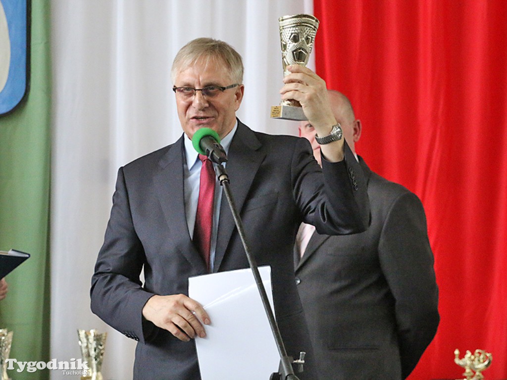 ZSLiT Tuchola: Pożegnanie absolwentów