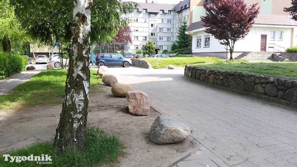 Kamienia na osiedlach w Tucholi