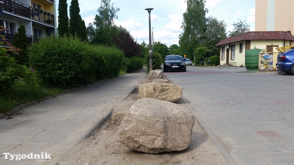 Kamienia na osiedlach w Tucholi