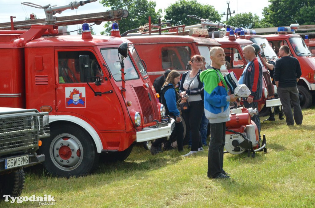 Zlot pojazdów pożarniczych i militarnych