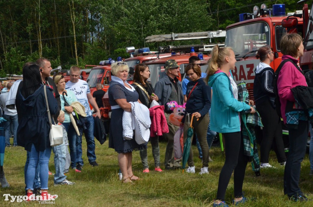 Zlot pojazdów pożarniczych i militarnych