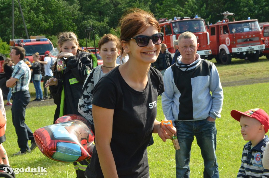 Zlot pojazdów pożarniczych i militarnych