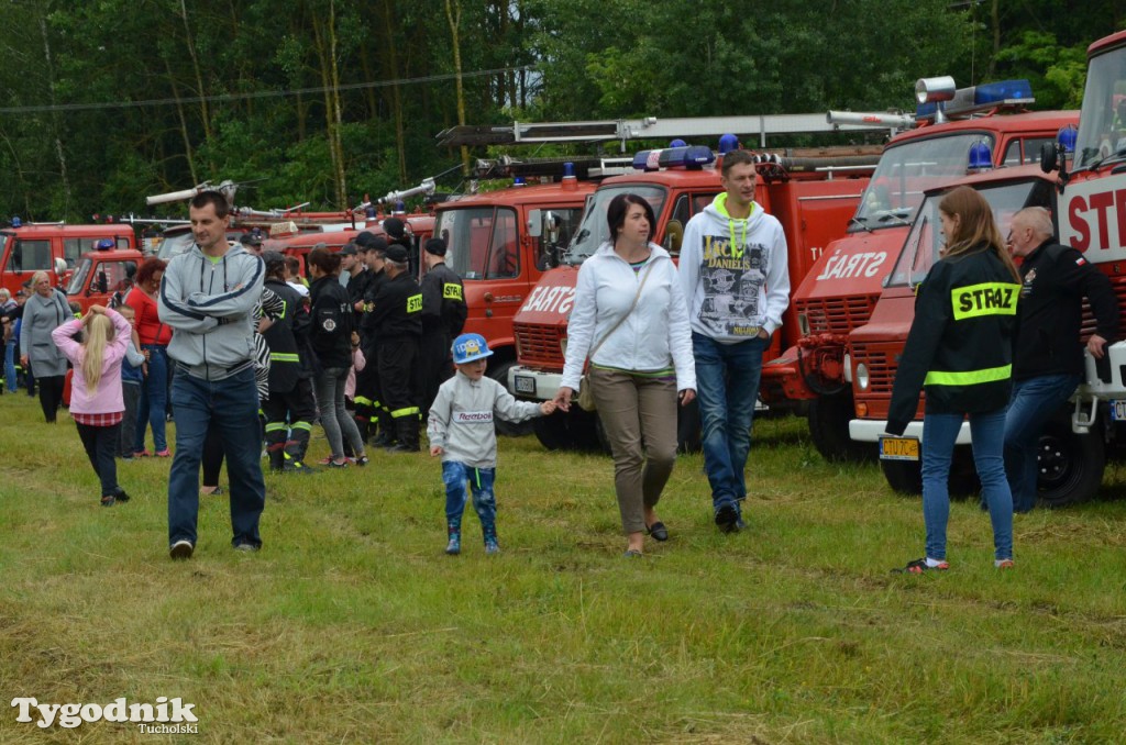 Zlot pojazdów pożarniczych i militarnych