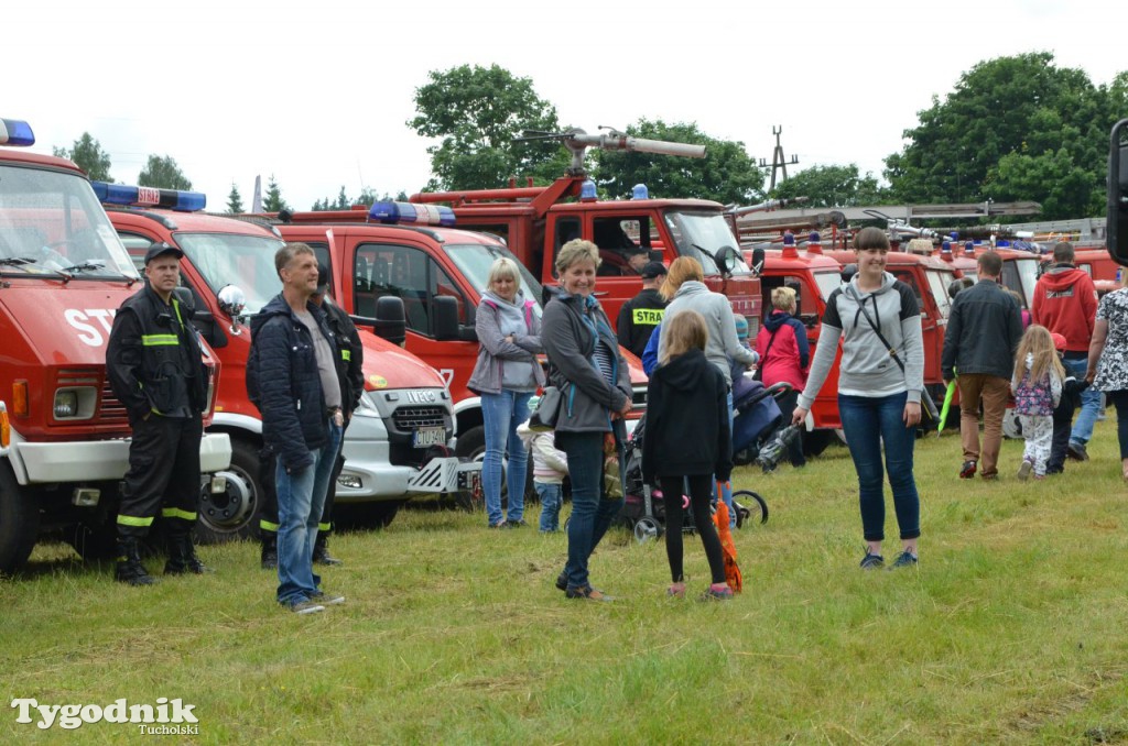 Zlot pojazdów pożarniczych i militarnych