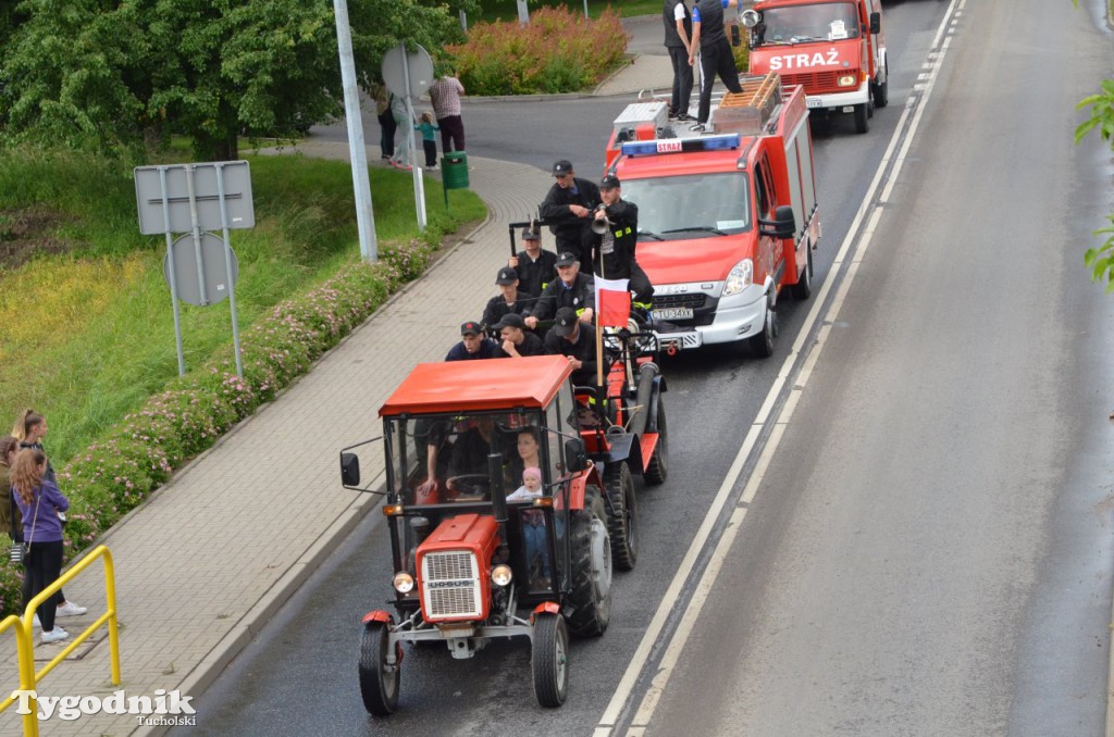 Zlot pojazdów pożarniczych i militarnych