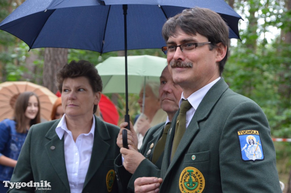 Uroczystości pod pomnikiem w Rudzkim Moście