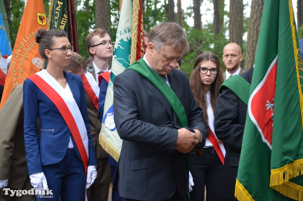 Uroczystości pod pomnikiem w Rudzkim Moście