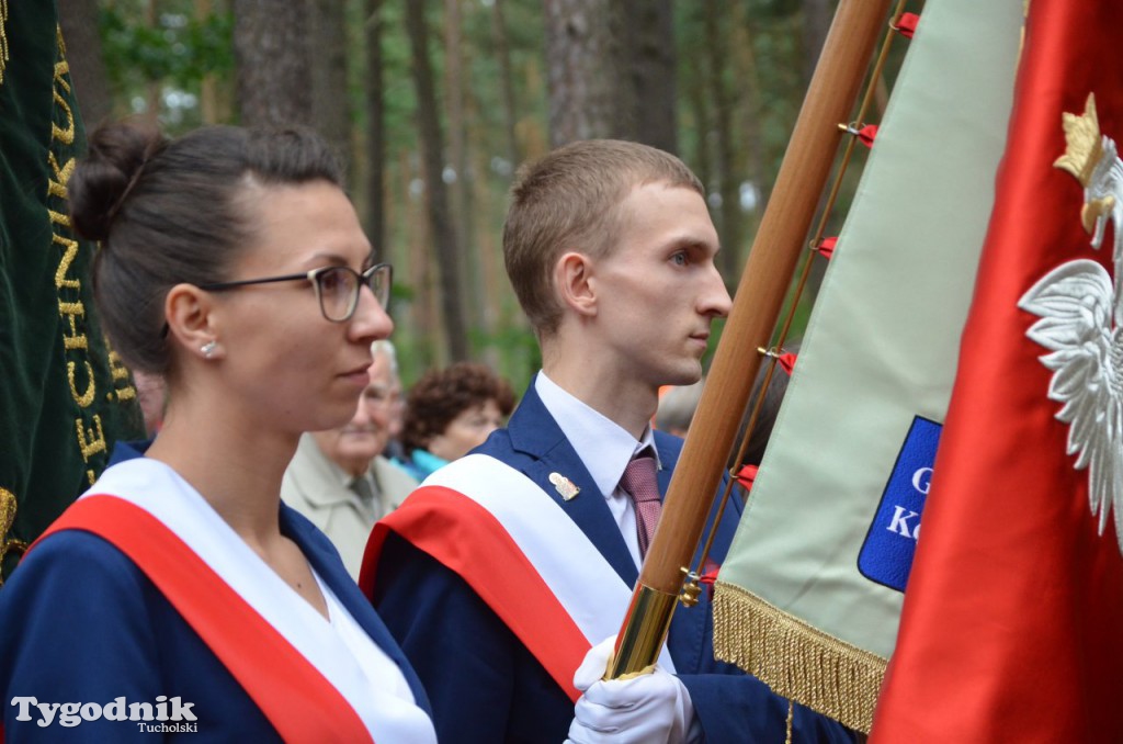Uroczystości pod pomnikiem w Rudzkim Moście
