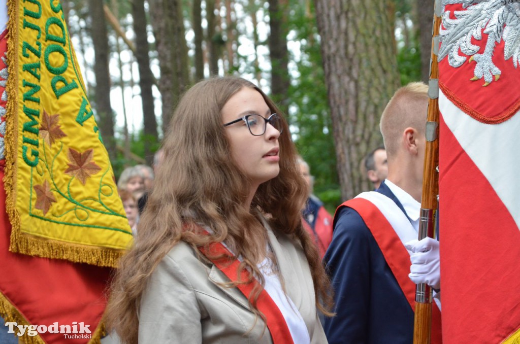 Uroczystości pod pomnikiem w Rudzkim Moście