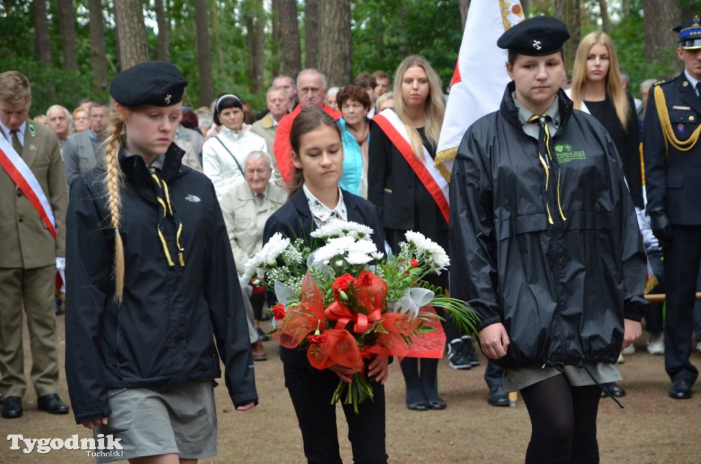 Uroczystości pod pomnikiem w Rudzkim Moście
