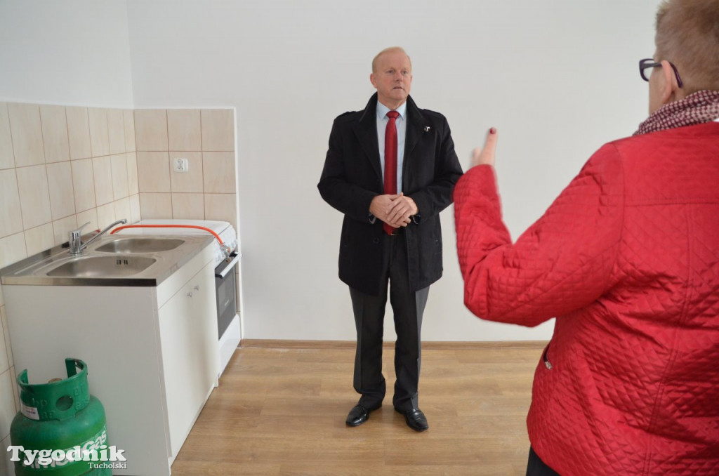 7 rodzin z kluczami do mieszkań