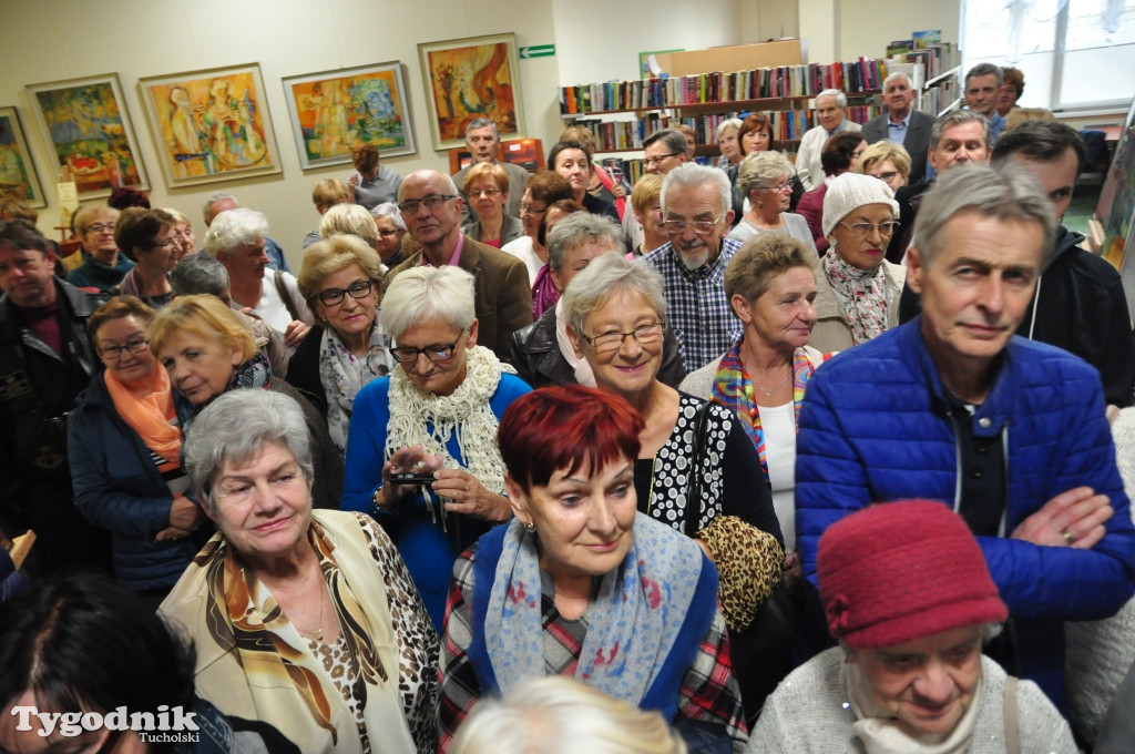 Wystawa prac słuchaczek UTW w Tucholi