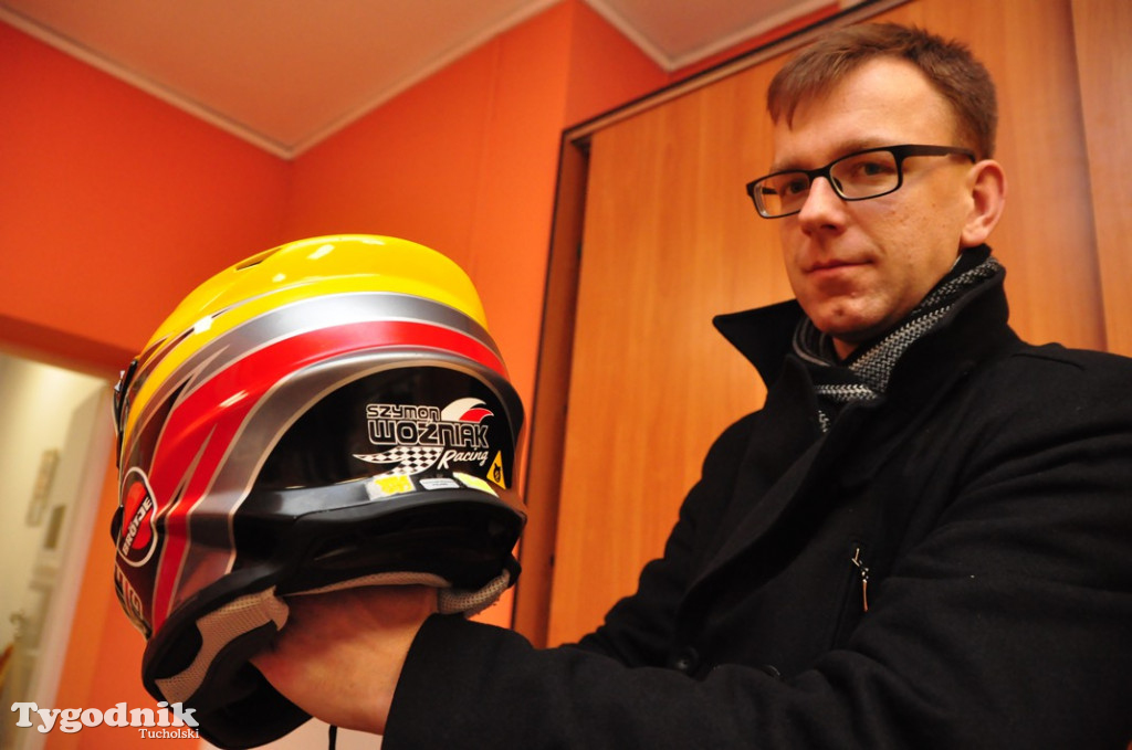 Licytacja - kask Szymona Woźniaka