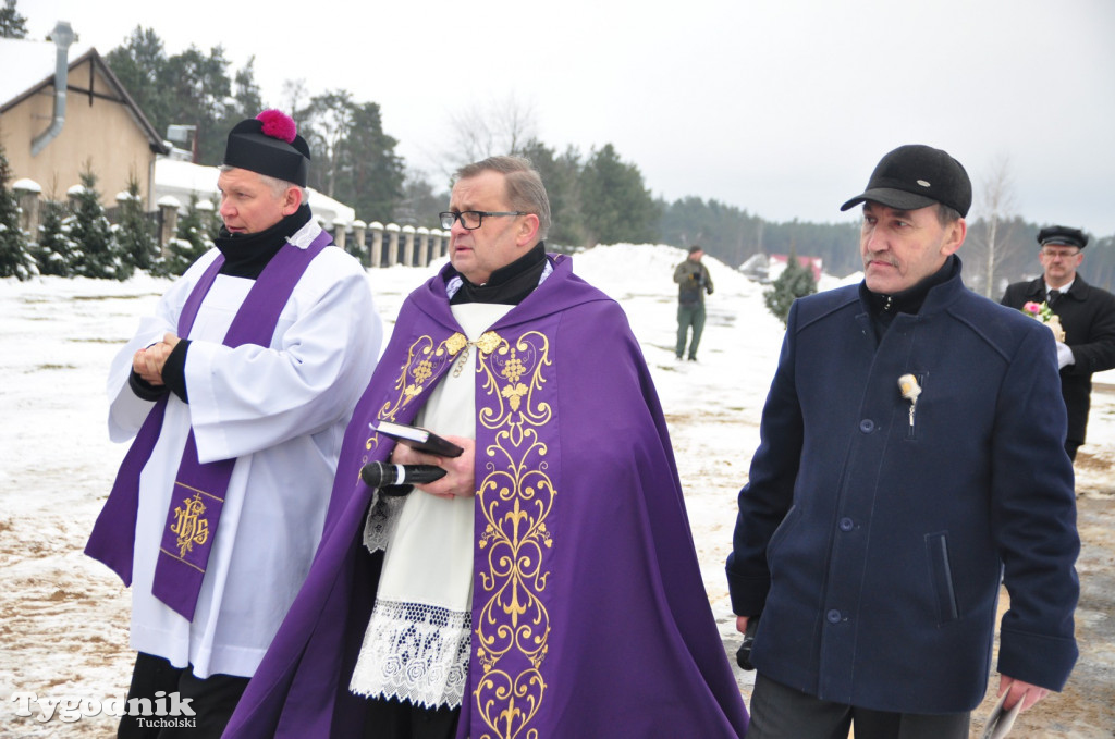 Uroczysty, policyjny pogrzeb Kingi Kęsik